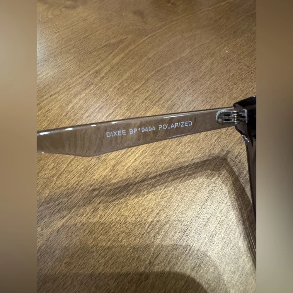 Blue Planet Eyewear recycled plastic polarized sunglasses NWT
